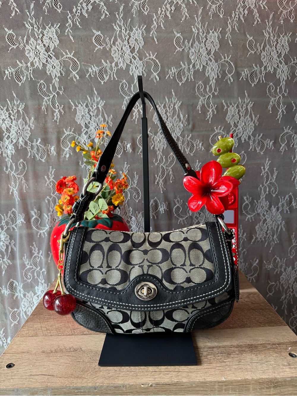 Coach Black Signature Canvas Turnlock Shoulder Bag - Black